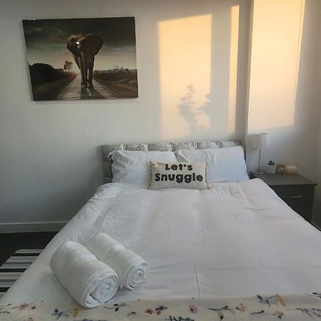 Amazing London 1 Bedroom Flat In Astral House As18 Norbury  외부 사진