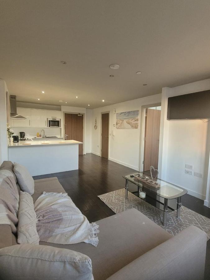 Amazing London 1 Bedroom Flat In Astral House As18 Norbury  외부 사진